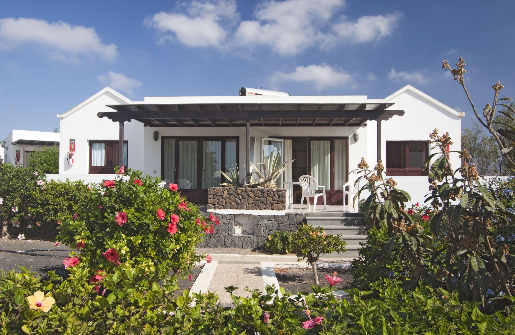 Bungalows Playa Limones Playa Blanca  Esterno foto